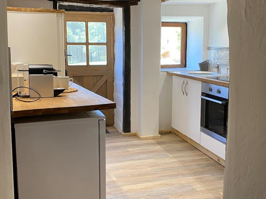 Spacious 1 Bed Home With Shared Pool Champagnac-la-Rivière エクステリア 写真